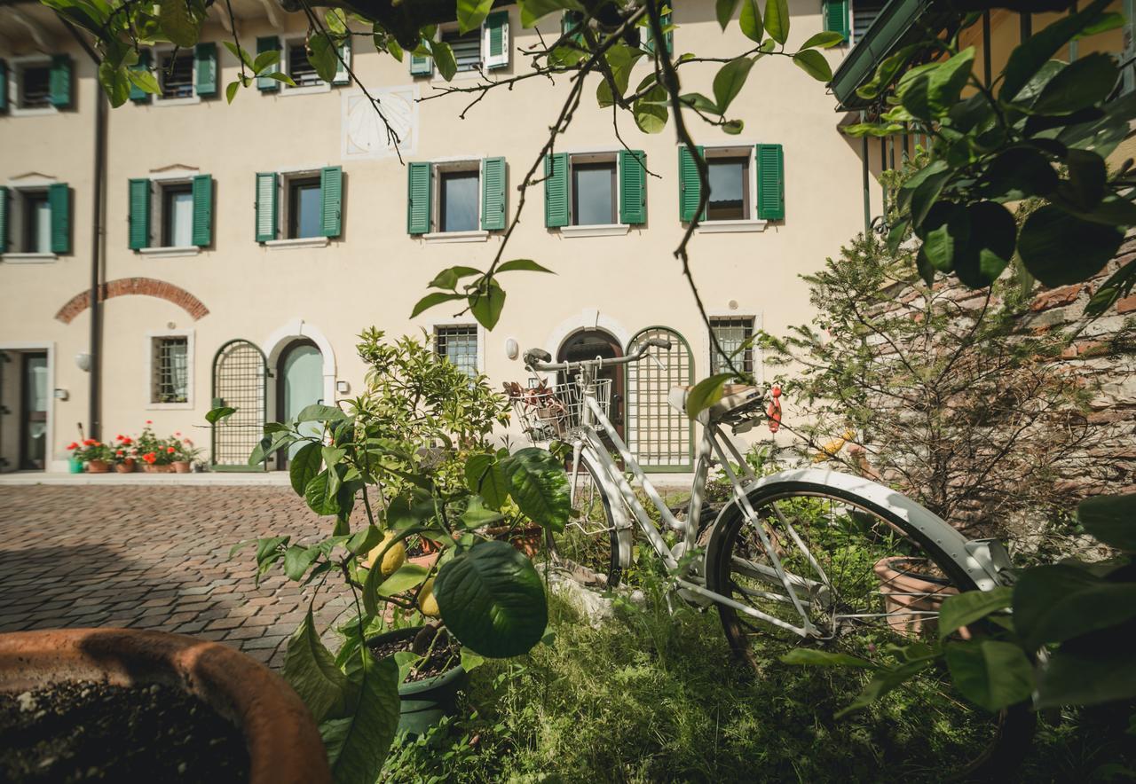 산탐브로지오 디 발폴리첼라 A Casa Di Tom B&B 외부 사진